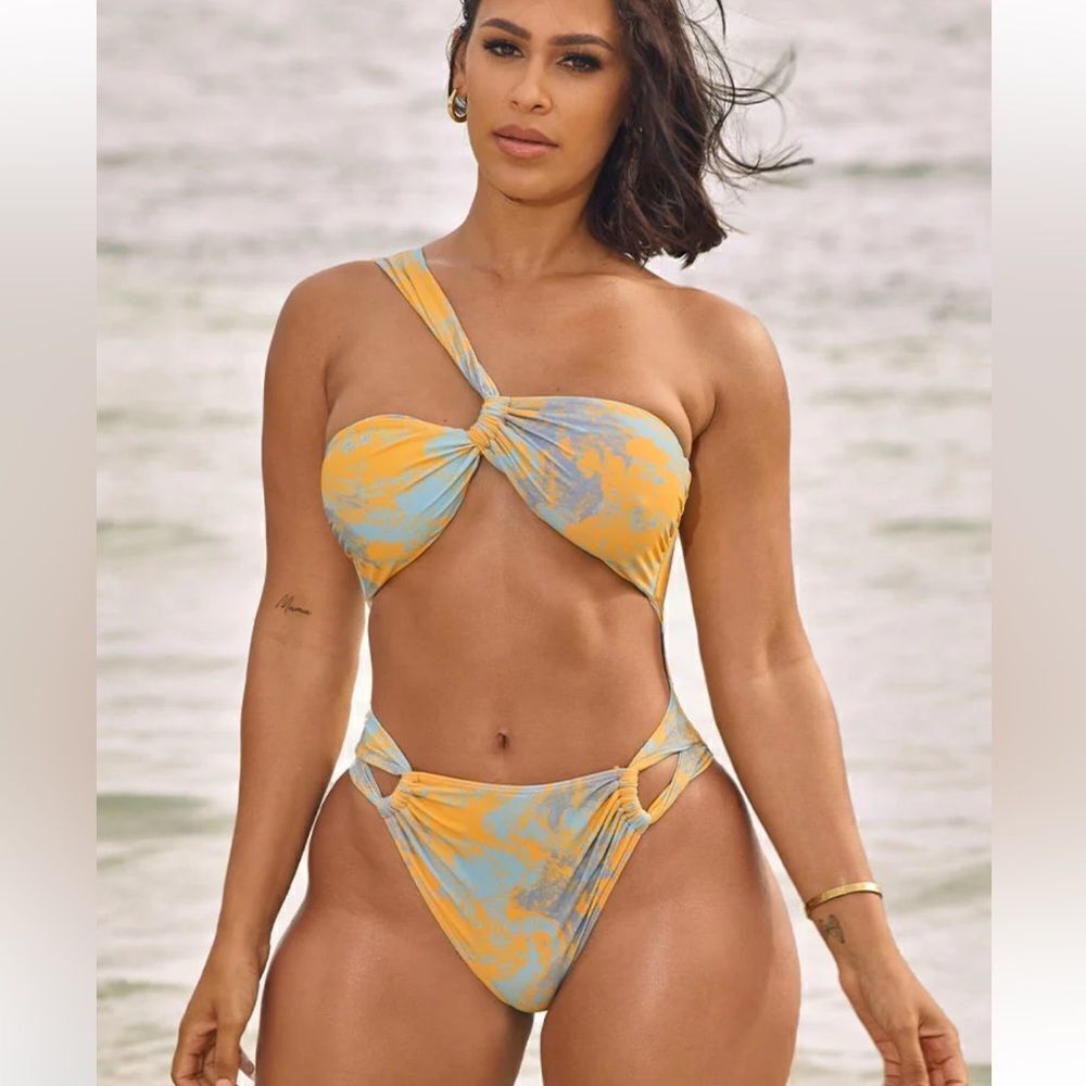 WHISKED AWAY SWIMSUIT-PRINT SIZE MEDIUM